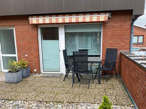 Apartment with Terrace image 10