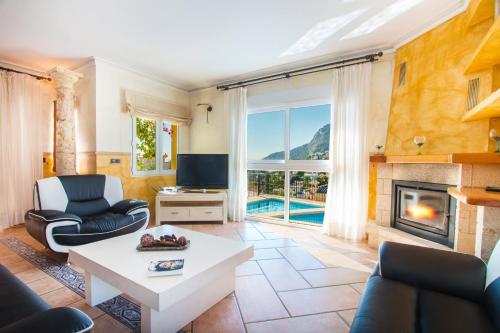 Villa Encanto - Plusholidays - main image