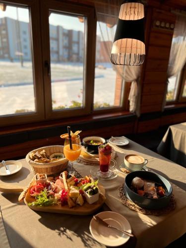 餐廳, 阿加特酒店 (Agate Hotel) in 奥佐利厄奇