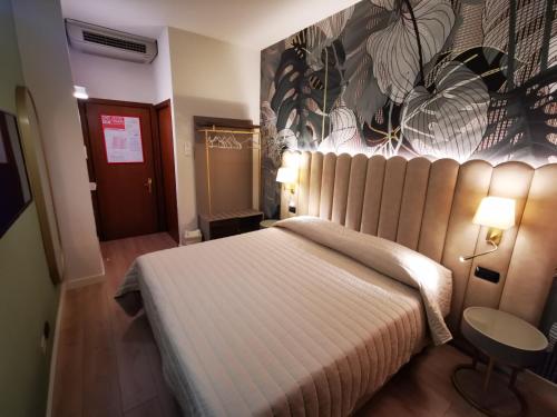 Hotel Balcony - image 14
