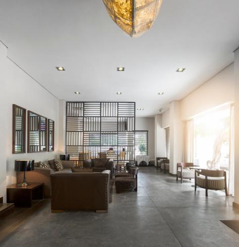 Лобби, Hotel Tivoli Beira in Бейра