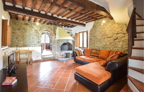 2 Bedroom Nice Home In Massarosa gîte à louer Massarosa