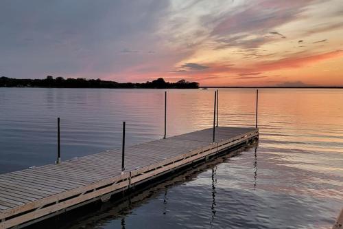 Tranquil Cottage Retreat in Prince Edward County