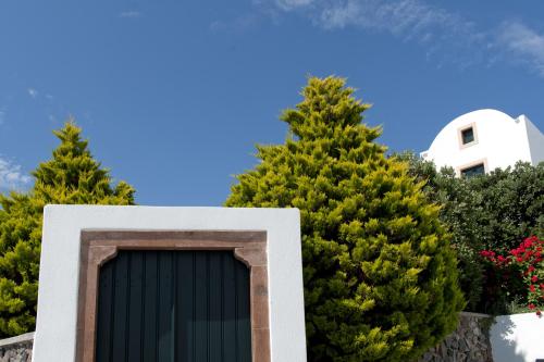 Anthonas Apartments - image 7
