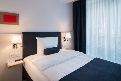 Bayer 89 Vi Vadi Hotel, Мюнхен (фото 7)