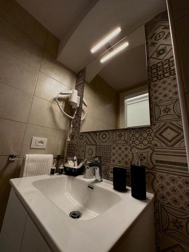 M.Mansion Room Type - Double Room