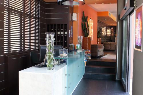 Hotel Aurora - image 2