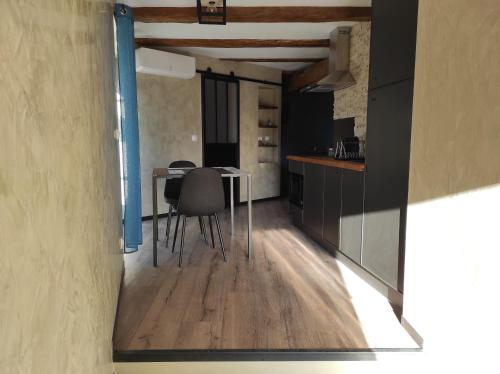 Gîtes la ferme du gros noyer - Apartment - Malaucène