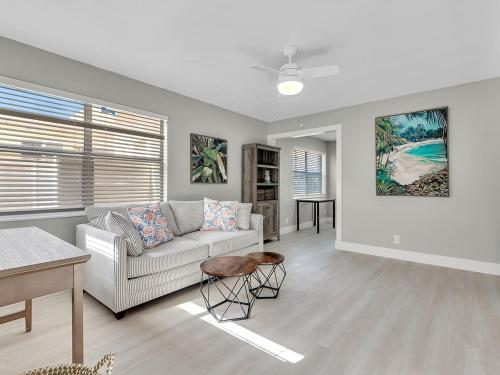 The Shell on Walnut 1BR1Bath Hollywood Beach Free Parking in Dania Beach, USA