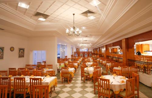 Restaurant, Al Jazira Beach & Spa - Families and Couples Only in Djerba