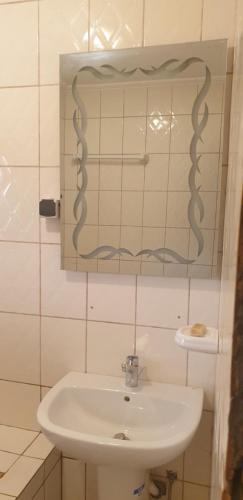 RÉSIDENCE DES 7 COLLINES RÉSIDENCE DES 7 COLLINES