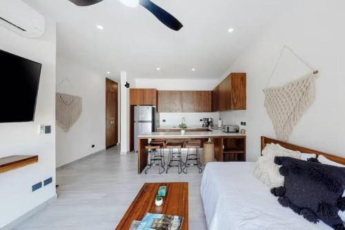 Spacious Condo, beautiful pool, Wi-Fi - Casa Kaanal 104, Tulum (Foto 6)