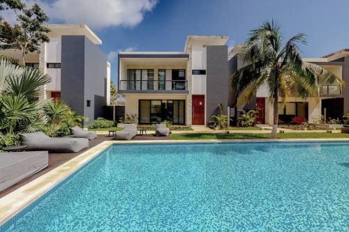 Spacious Condo, beautiful pool, Wi-Fi - Casa Kaanal 104, Tulum (Foto 3)