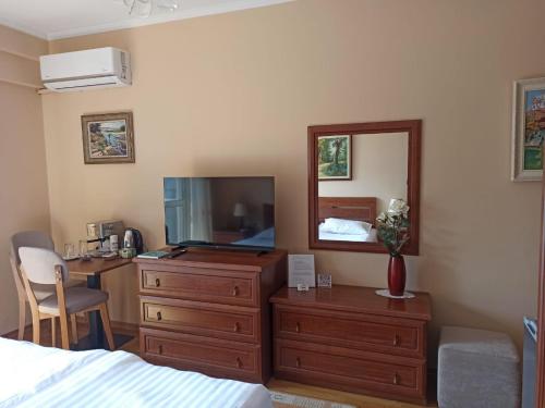 Home Sweet Rental, Tirana (photo 10)