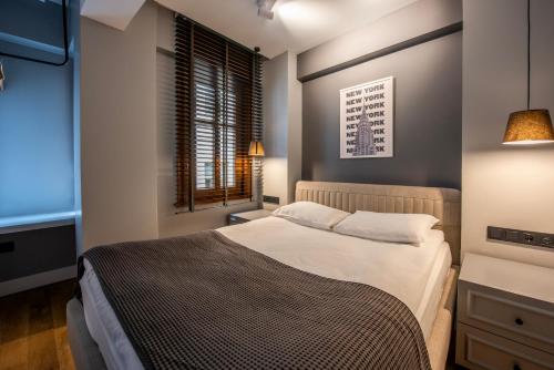 Bguest Pera Suites - image 4