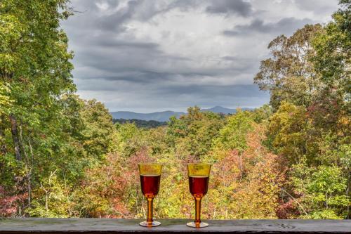 Treetops- Mtn View Cabin Near Ocoee River