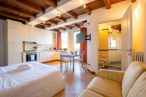 Santo Stefano Apartments - BolognaRooms