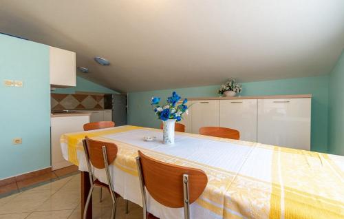Two-Bedroom Apartment with Balcony image 4
