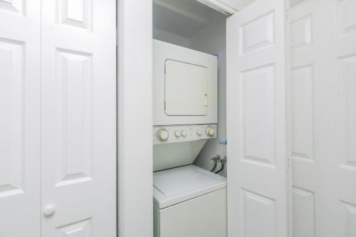 Discovery Bay 4012 Ocean View 1BR - image 29