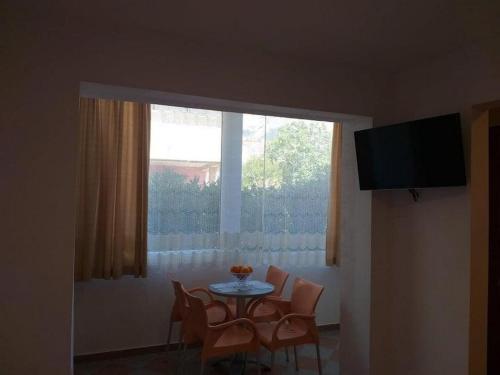 Studio with Terrace image 2