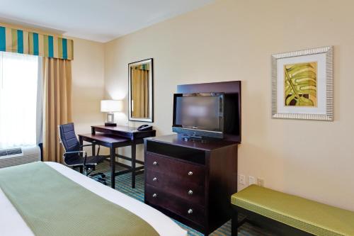 Holiday Inn Express Hotel & Suites Gulf Shores, an IHG Hotel