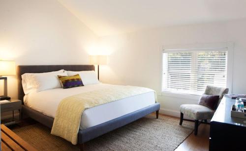 ZEY HOTEL in Greenport, USA