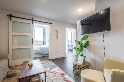 Cozy Fully-Equipped 2 Bedroom Suite