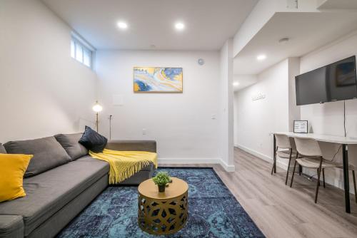 Spacious Newly Renovated 1 Bedroom Suite in Halifax (NS)