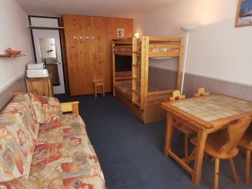 Studio Plagne Aime 2000, 1 pièce, 4 personnes - FR-1-181-2604 - Location saisonnière - Aime-la-Plagne