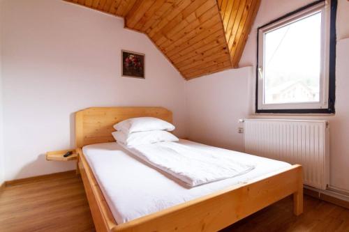 Casa Cornel in Vartop