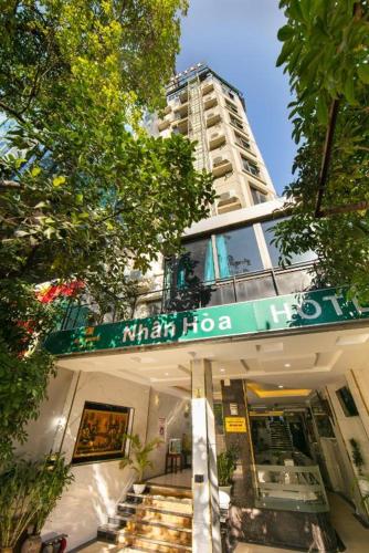 Nhan Hoa Hotel - by Bay Luxury