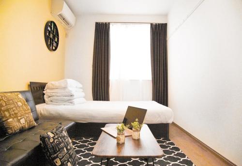 Ustay Kitakoiwa Room Type - Double Room with Private Bathroom