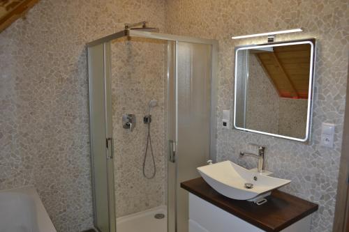 apartmán pod Ještědem (apartman pod Jestedem) in Svetla pod Jestedem