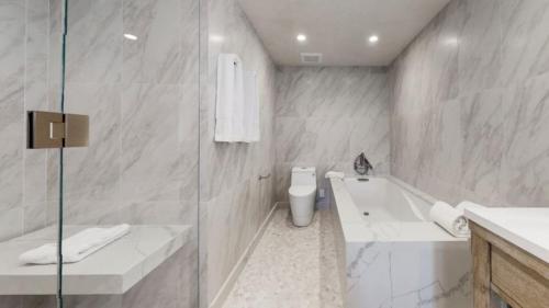 Snowmass Village 2 Bedroom at Woorun Place - Ski-in Ski-out - image 13