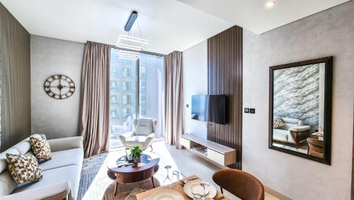 STAY BY LATINEM Luxury 1BR Holiday Home CVR A3002 near Burj Khalifa, Dubaj (zdjęcie 10)