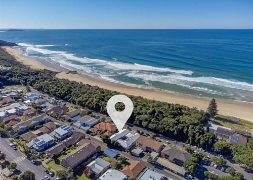 Sawtell Beach Shack 2