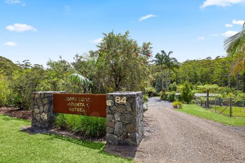 Coffs Mountain Retreat Whole House