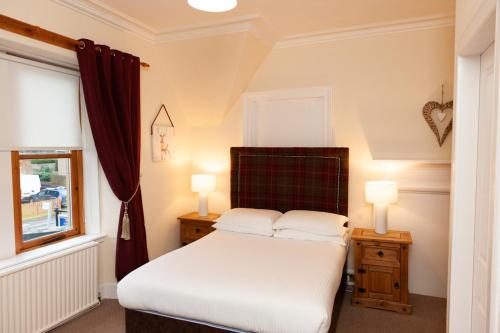 Alban and Abbey House - main image
