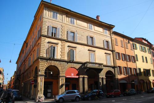 Antica Residenza D'Azeglio Room&Breakfast di Charme – Bologna, KY
