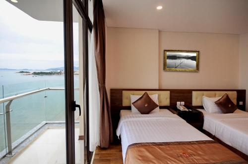 Lenid Ocean View Hotel