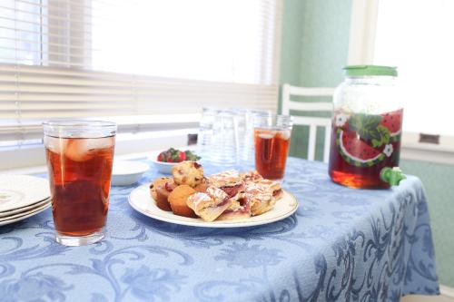 Beauclaires Bed & Breakfast - image 2