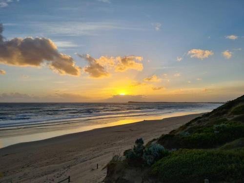 Ocean Grove - walk to Beach, Park, Cafe & Pub