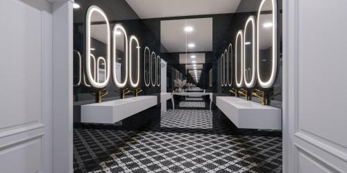 Restoria Hotel***