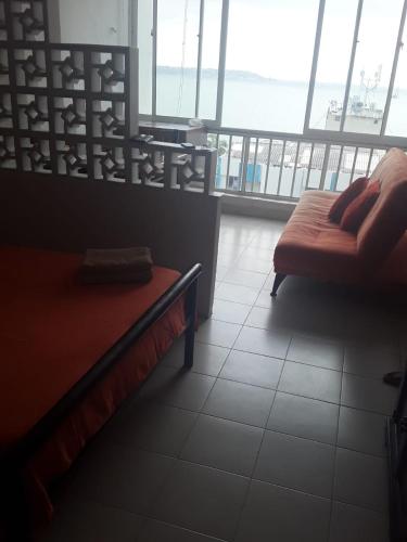 Apartamento entero con vista al mar in El Laguito