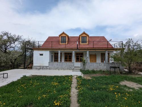 Dsegh Village House in Dzoraget