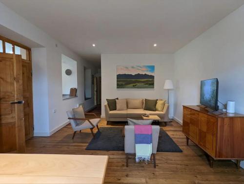 Dsegh Village House in Dzoraget