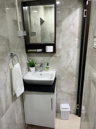 حمام, Bula Homestay in لاباسا