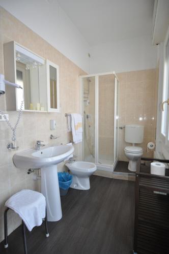 Hotel Sole Mare - image 12
