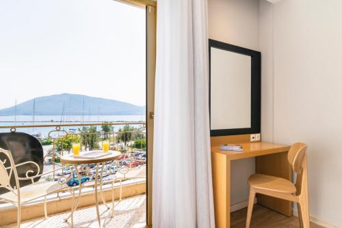 Hotel Lefkas - Tap to explore photos