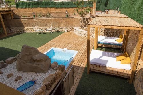 Catalunya Casas Splendid Sanctuary with private pool 15km to Sitges!